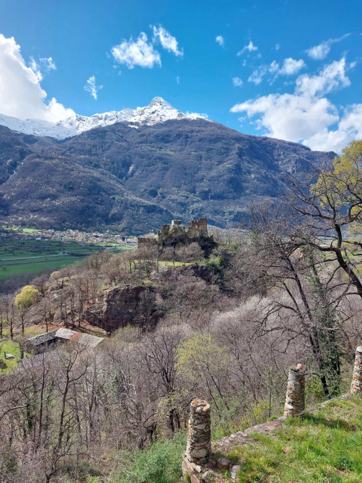 مبيت وإفطار Settimo Vittone Relais Del Brigante المظهر الخارجي الصورة